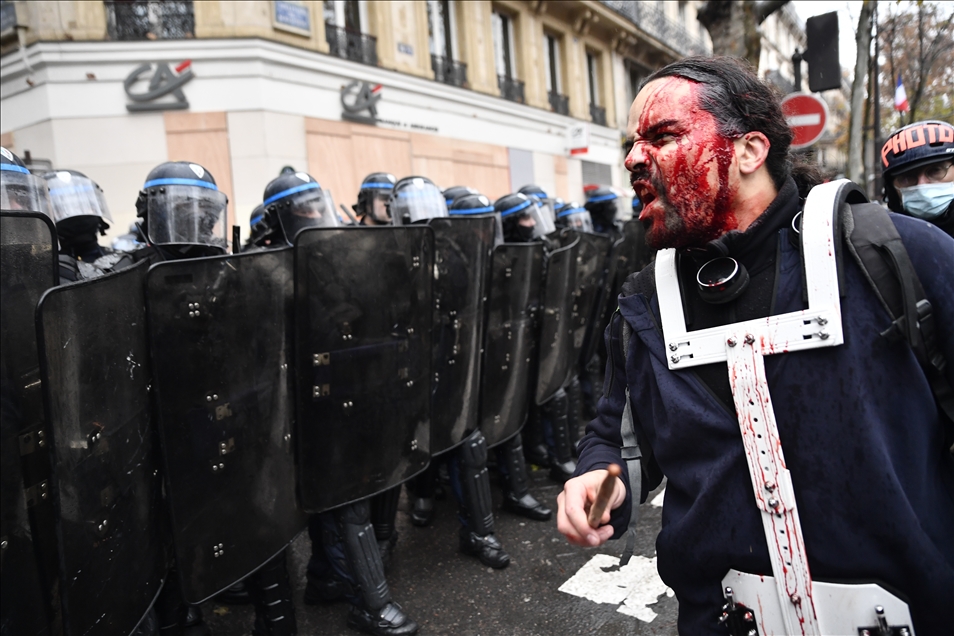 Fransa'da güvenlik yasa tasarısına karşı protestolar devam ediyor