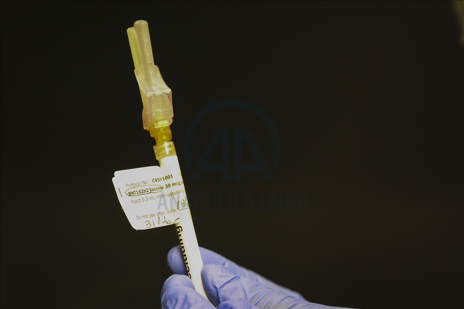 ABD'de Pfizer'in Kovid-19 aşılarının dağıtımına devam ediliyor