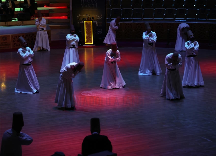Peringatan upacara ke-747 meninggalnya ulama Sufi Jalaluddin Rumi