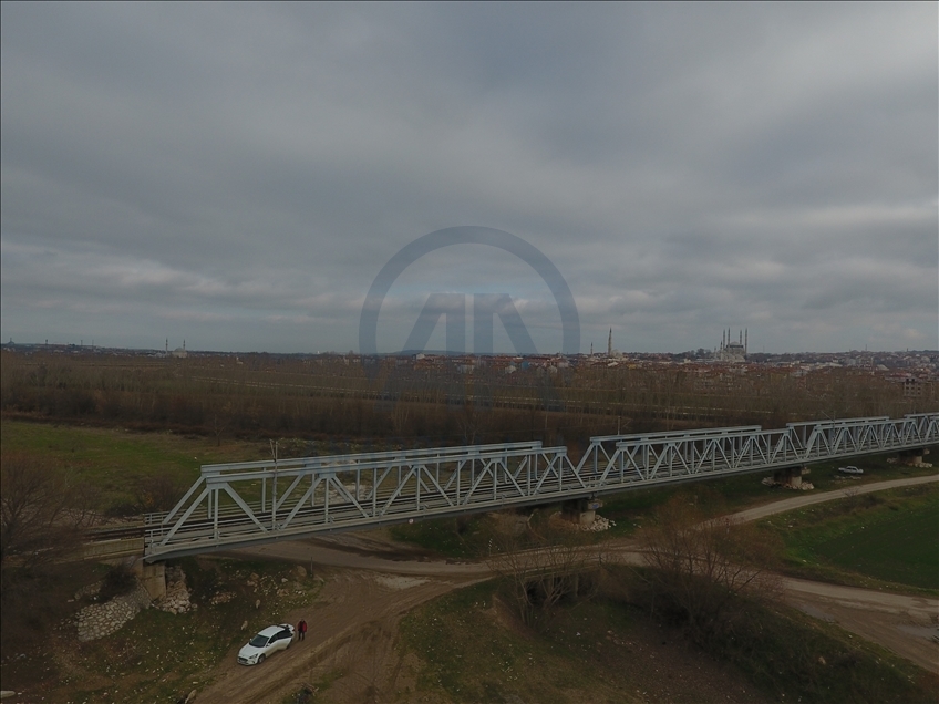 Hızlı tren alt ve üst yapıları Edirne'deki kültürel varlıkların silüetini bozmayacak