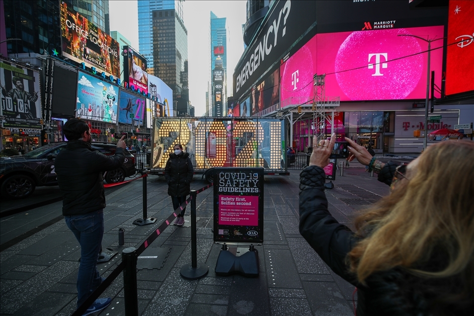 Persiapan tahun baru 2021 di Times Square New York