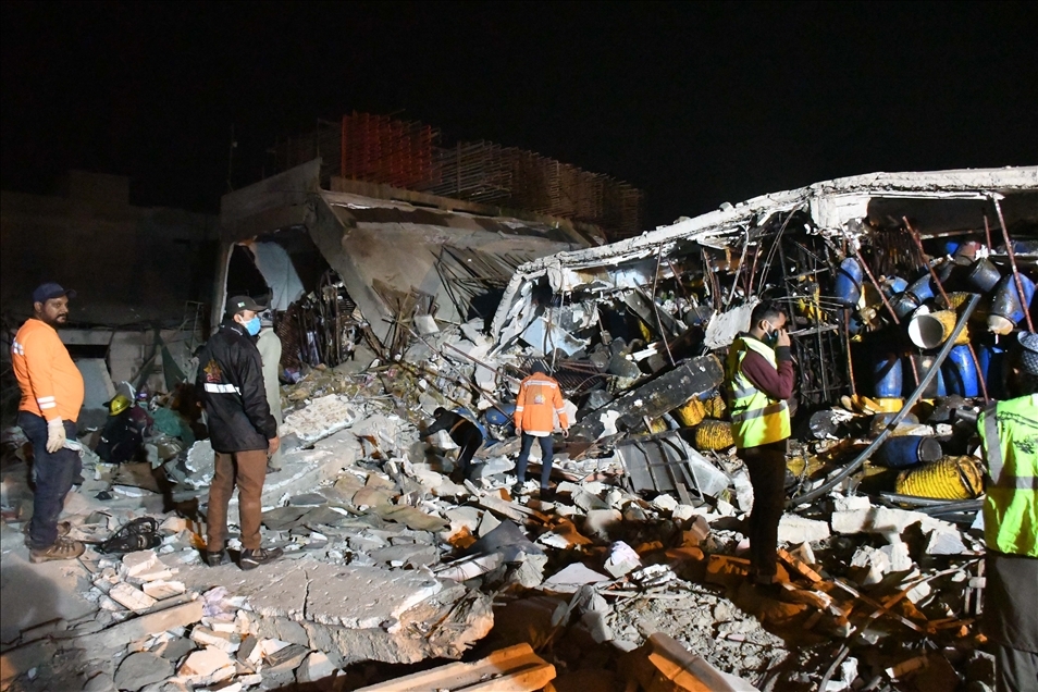 8 tewas dalam ledakan boiler di Karachi
