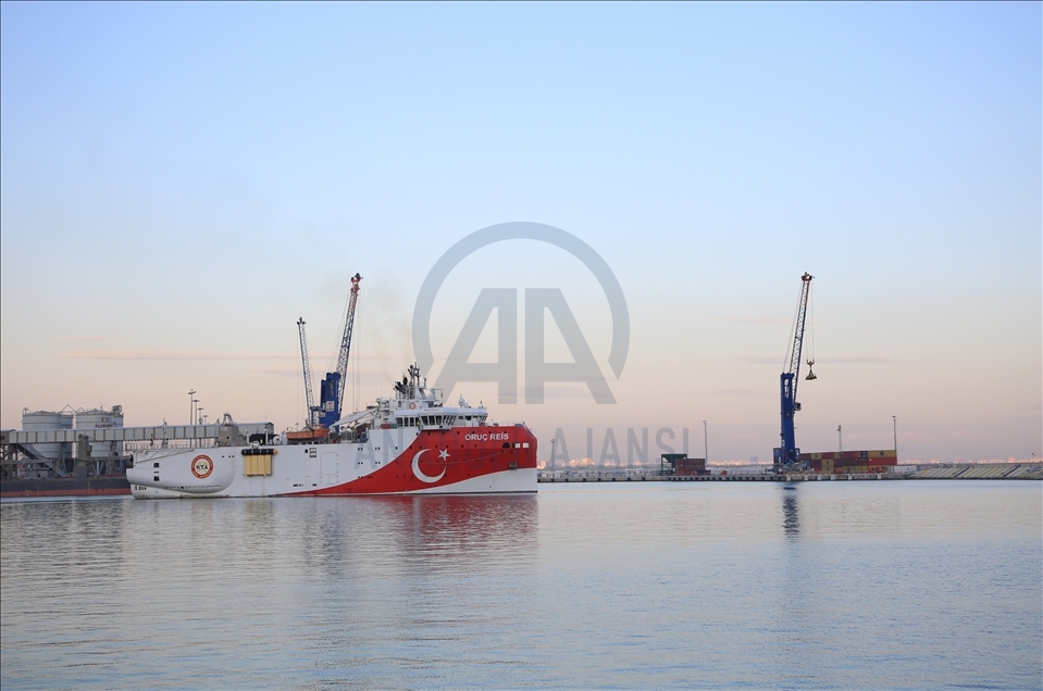 Oruc Reis seismic research vessel leaves Antalya Port