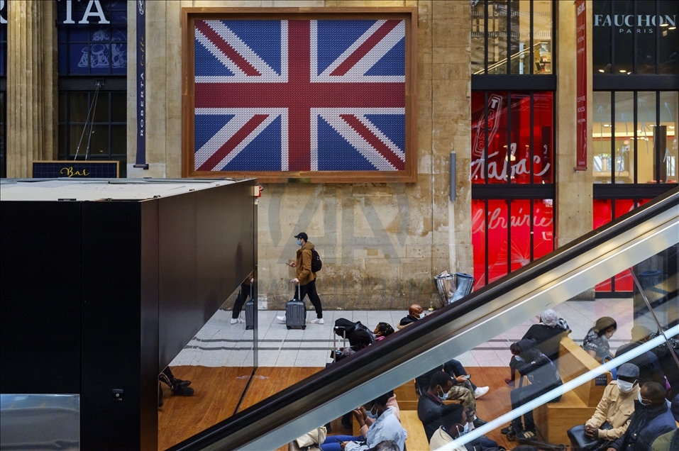 Closing of the borders with England