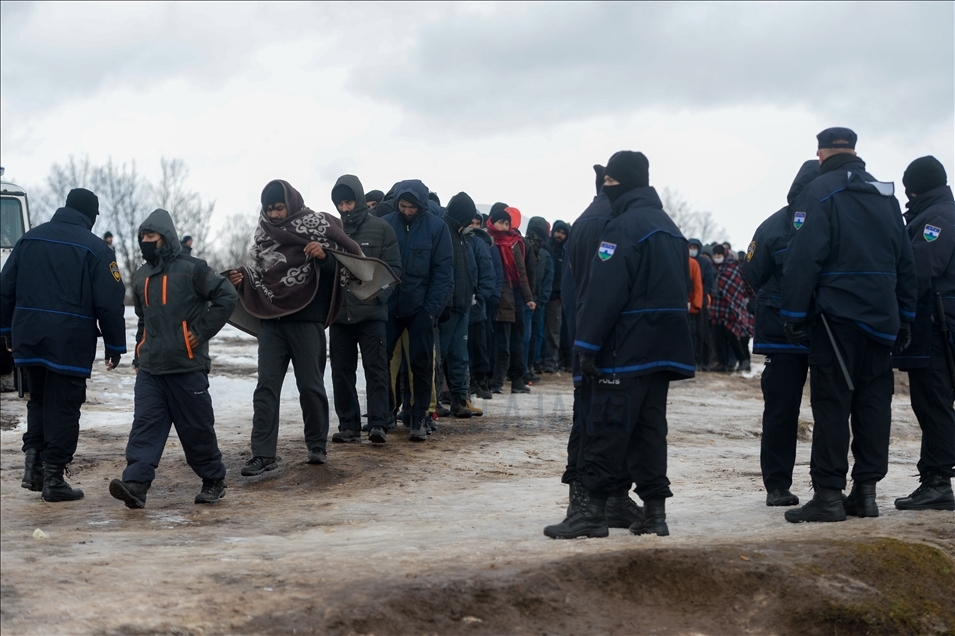 Stanje na lokalitetu "Lipa" veoma loše: Uslovi u kojim borave migranti katastrofalni 