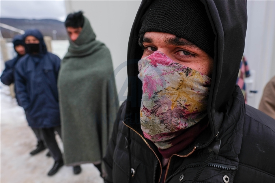 Stanje na lokalitetu "Lipa" veoma loše: Uslovi u kojim borave migranti katastrofalni 