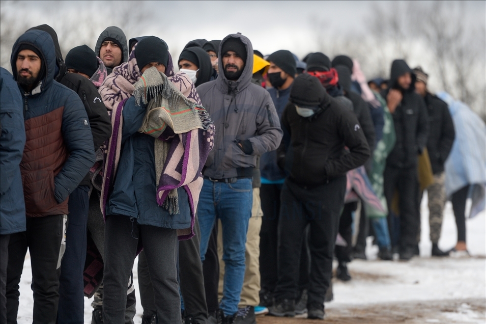 Stanje na lokalitetu "Lipa" veoma loše: Uslovi u kojim borave migranti katastrofalni 