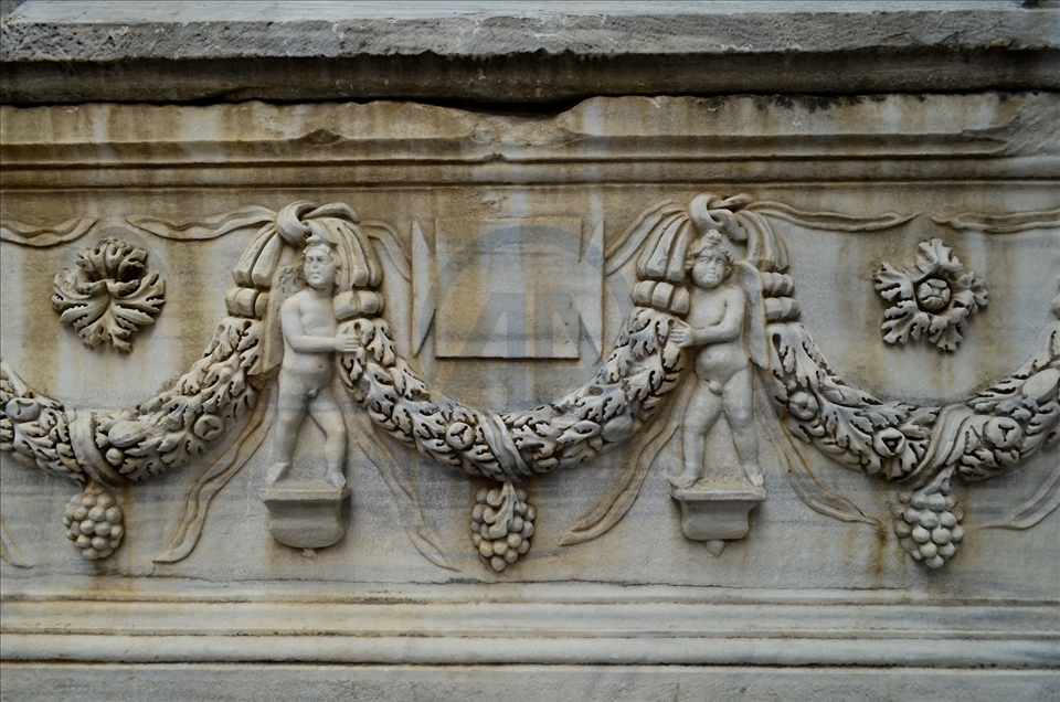 Mersin'de müzeye dönüştürülen eski adliye binası tarihe ışık tutuyor