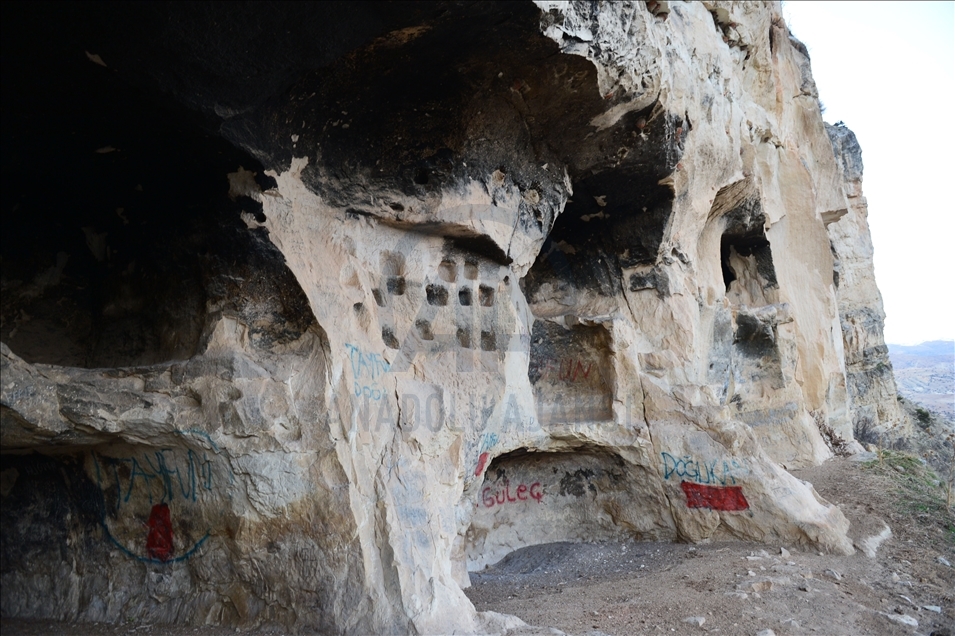 Tunceli'nin kaya odaları turizme kazandırılacak