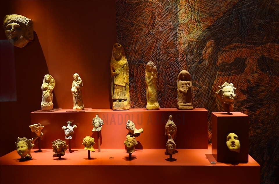 Mersin'de müzeye dönüştürülen eski adliye binası tarihe ışık tutuyor