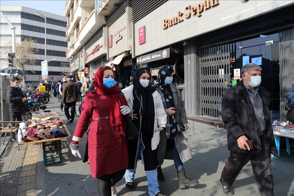 İran'da koronavirüs gölgesinde yaşam