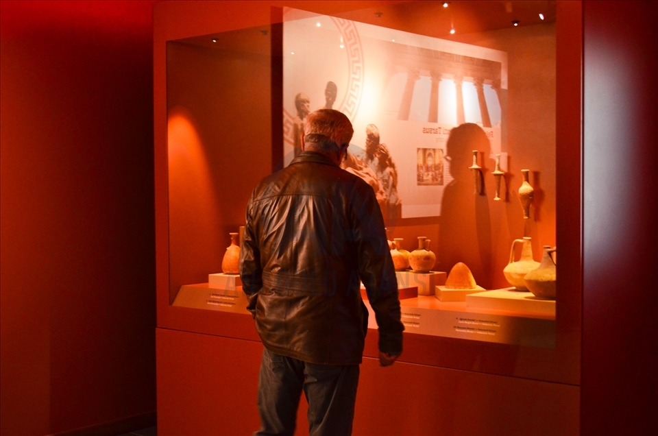 Mersin'de müzeye dönüştürülen eski adliye binası tarihe ışık tutuyor