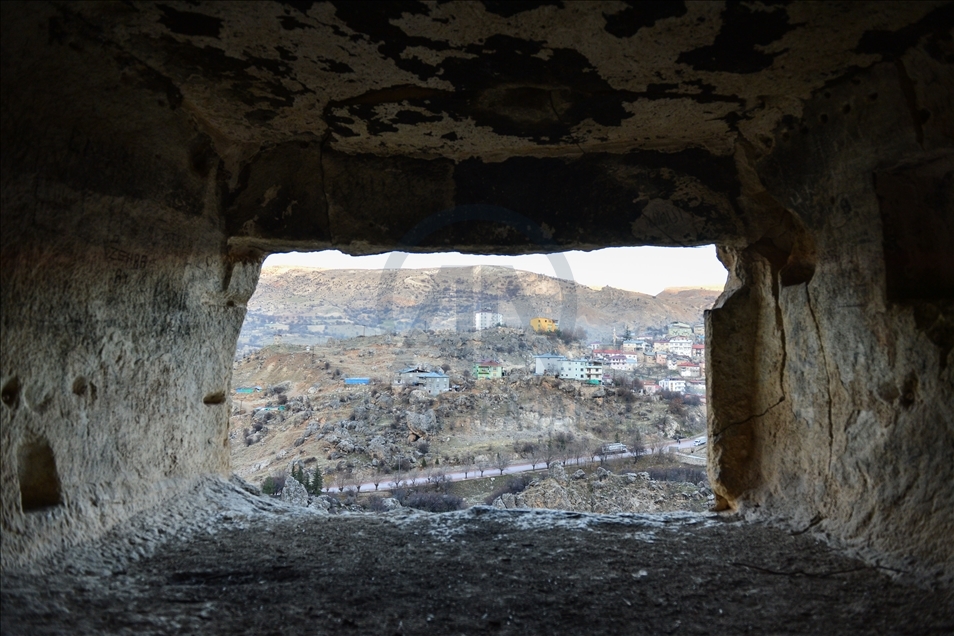 Tunceli'nin kaya odaları turizme kazandırılacak