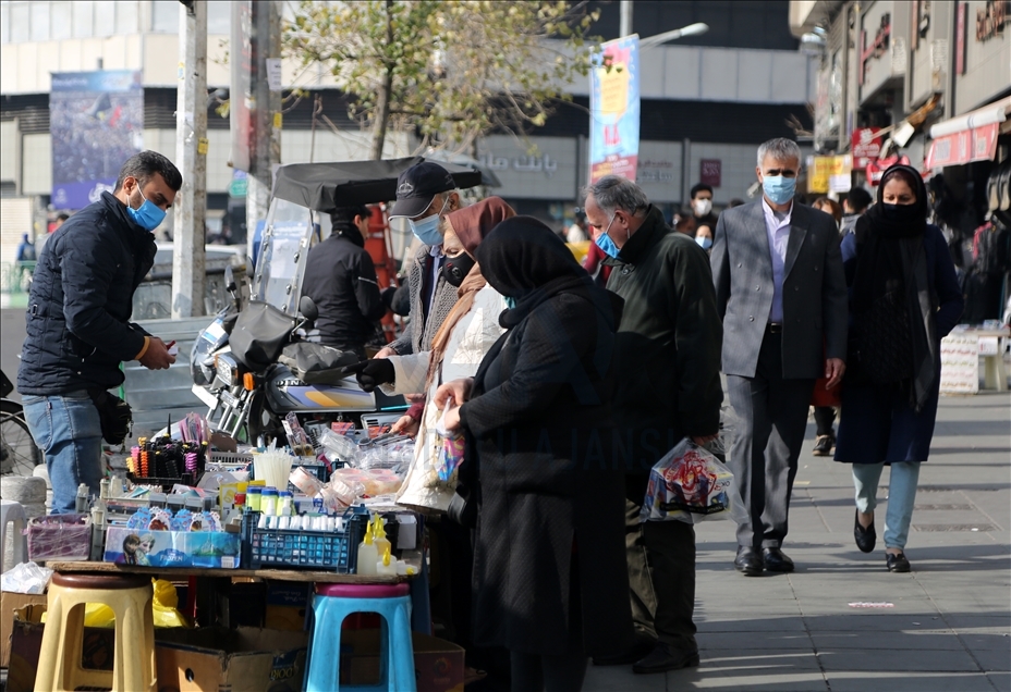 İran'da koronavirüs gölgesinde yaşam