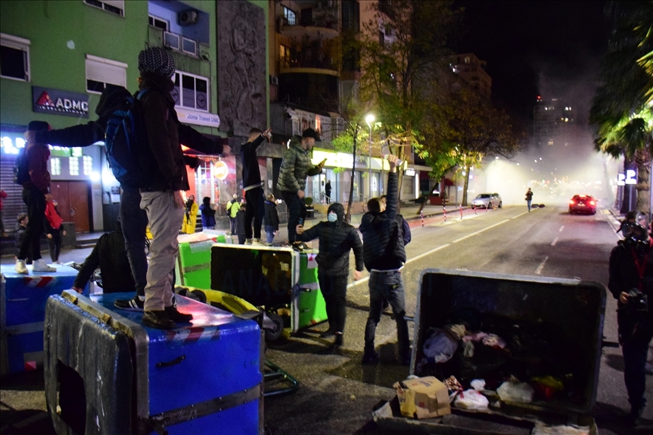 Албанија: Продолжуваат протестите организирани поради смртта на 25-годишно лице