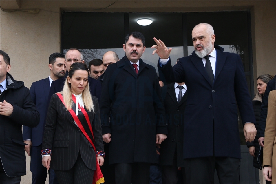 Ministri turk Kurum viziton zonën ku do të ndërtohen 500 njësitë e banimit