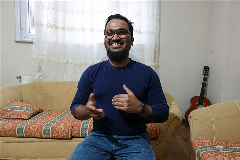 النيبالي "أنصاري".. من الهندسة إلى روائع المطبخ التركي