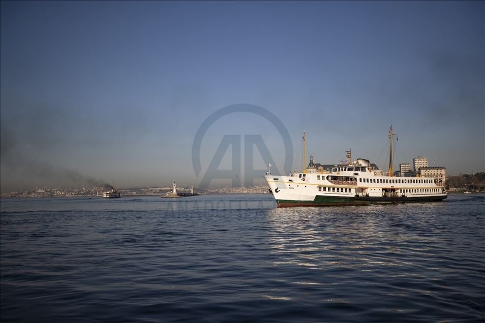 Estambul sigue vacía en medio del toque de queda por la pandemia