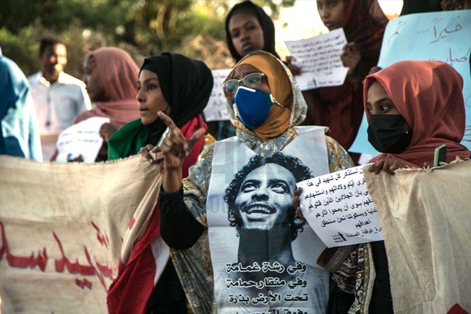 ذكرى فض اعتصام الخرطوم.. وقفة احتجا