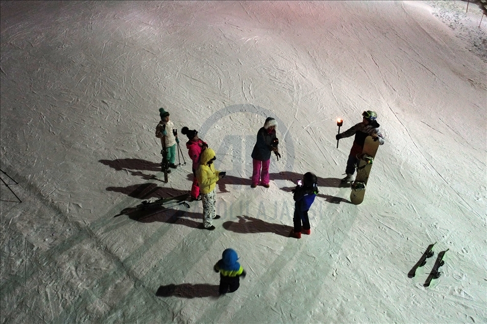 "Ночная лыжня": одно из популярных развлечений в турецком "Эрджиесе"