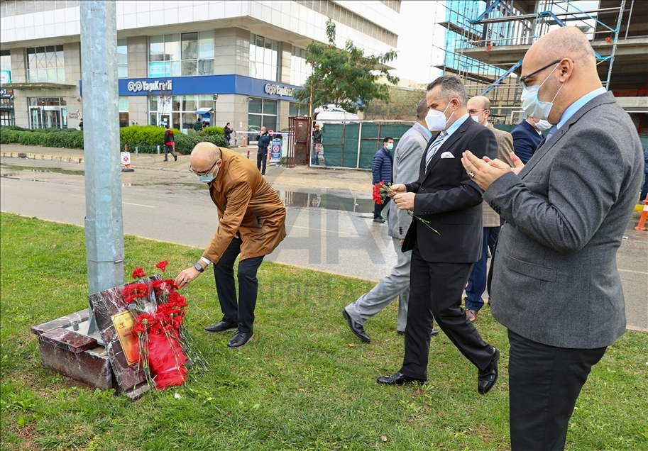 İzmir Adliyesi şehitleri anılıyor