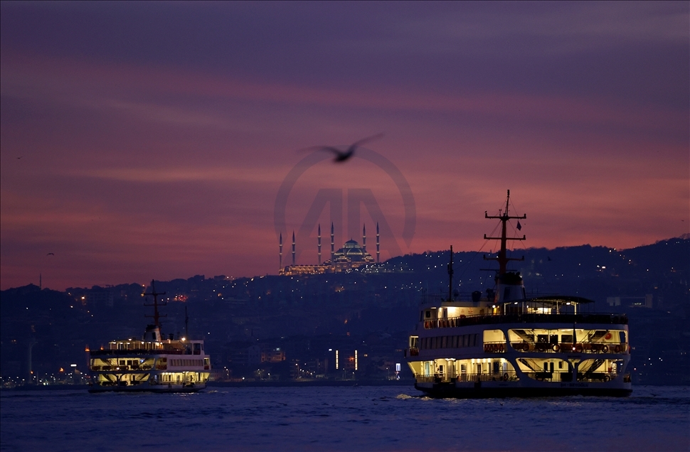 Mentari terbit di Istanbul