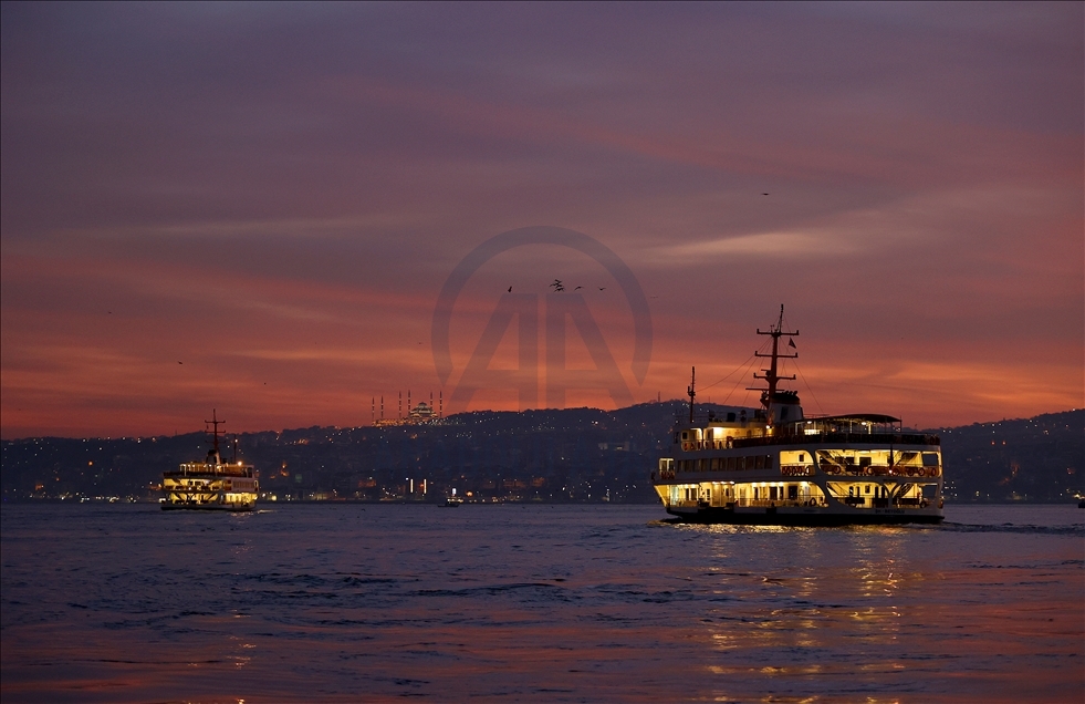 Mentari terbit di Istanbul