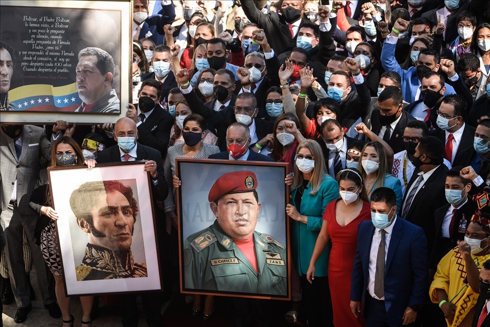 Instalación de la nueva Asamblea Nacional de Venezuela de mayoría oficialista