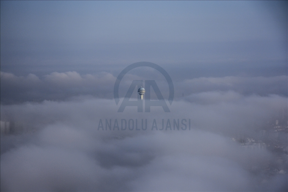 Kabut tebal selimuti kota Ankara, di Turki