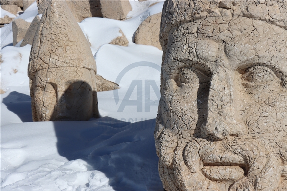 Mt. Nemrut drew 500,000+ tourists in 5 years
