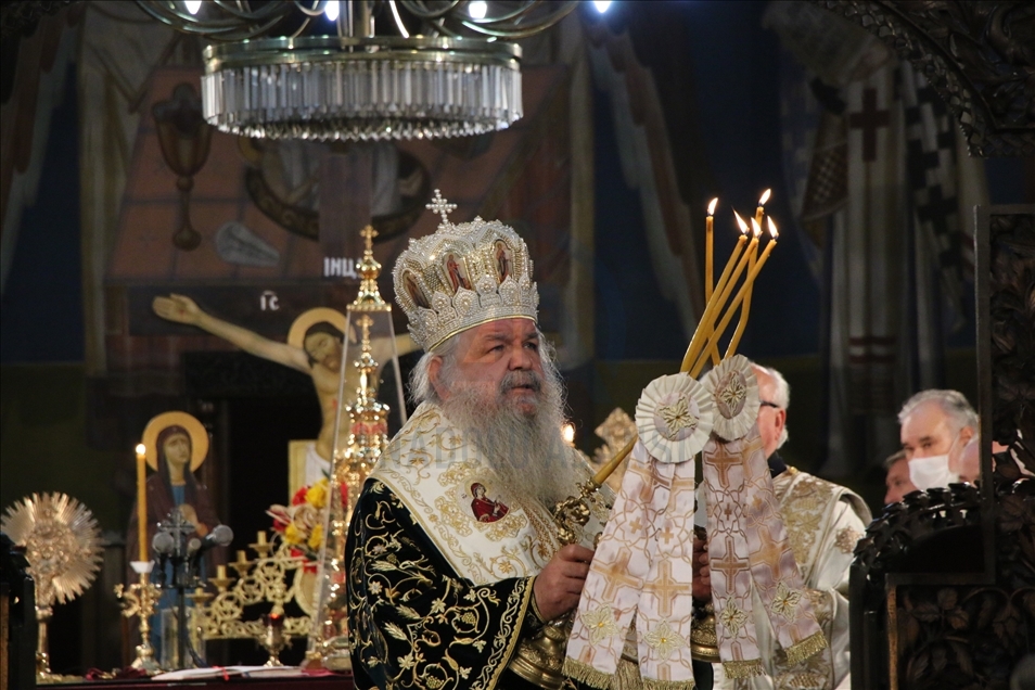 Православните христијани во Северна Македонија го одбележуваат празникот Божиќ