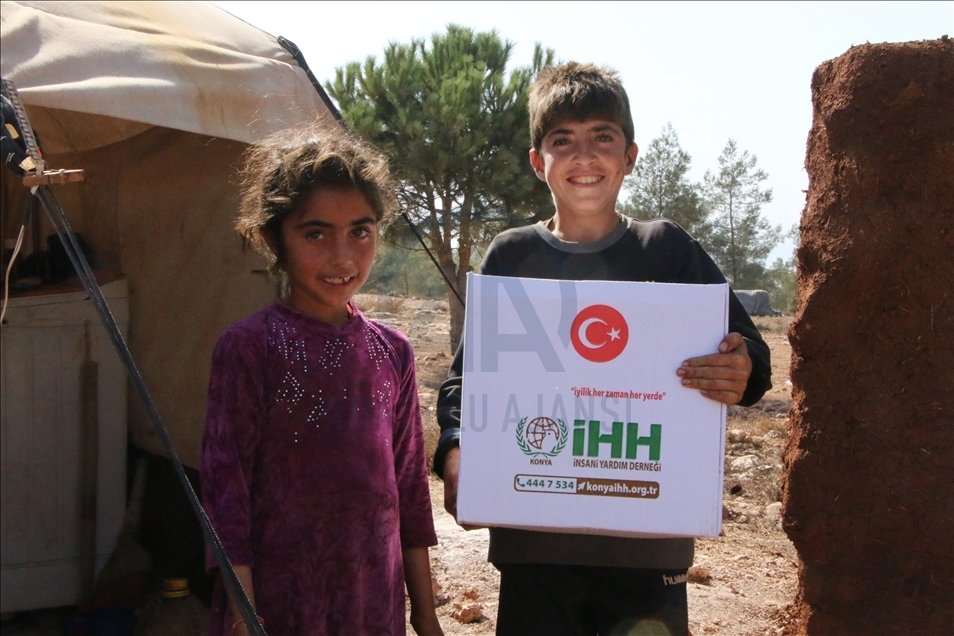 توزیع کمک‌های بشردوستانه ترکیه میان یک میلیون و 250 هزار نیازمند سوری