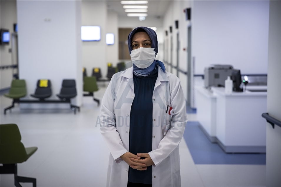 Hastanelerde Kovid-19 aşı odaları hazırlanmaya başladı