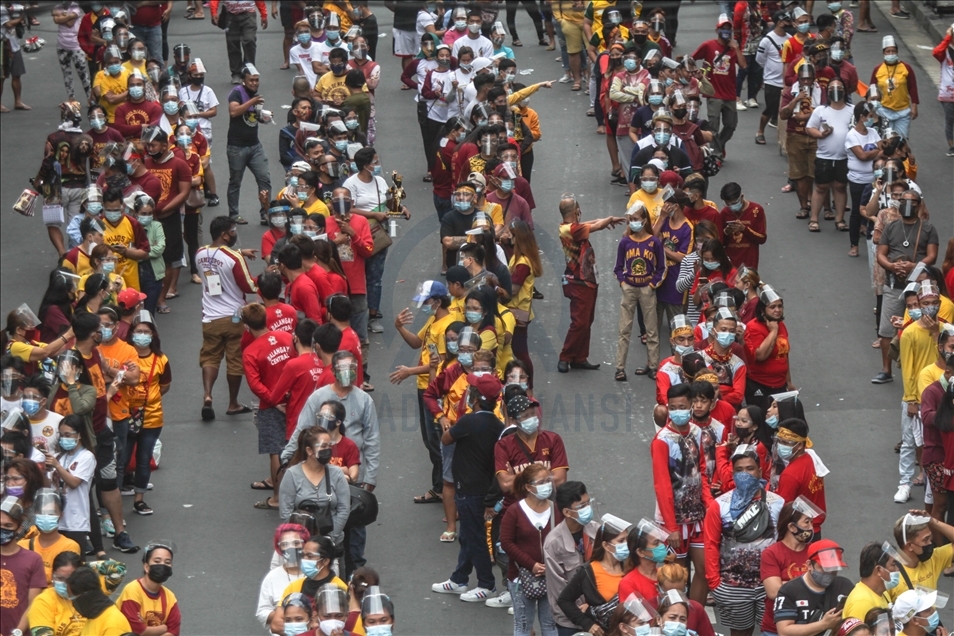 Filipinler'de 'Siyah Nasıriye' töreni