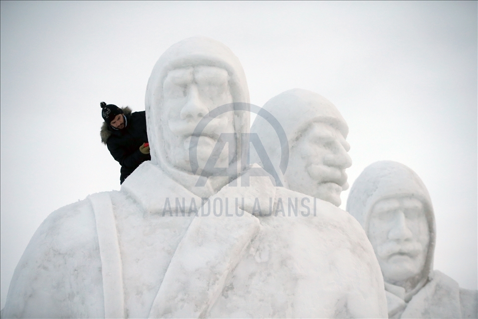 Formation of snow sculptures in Turkey's Kars started