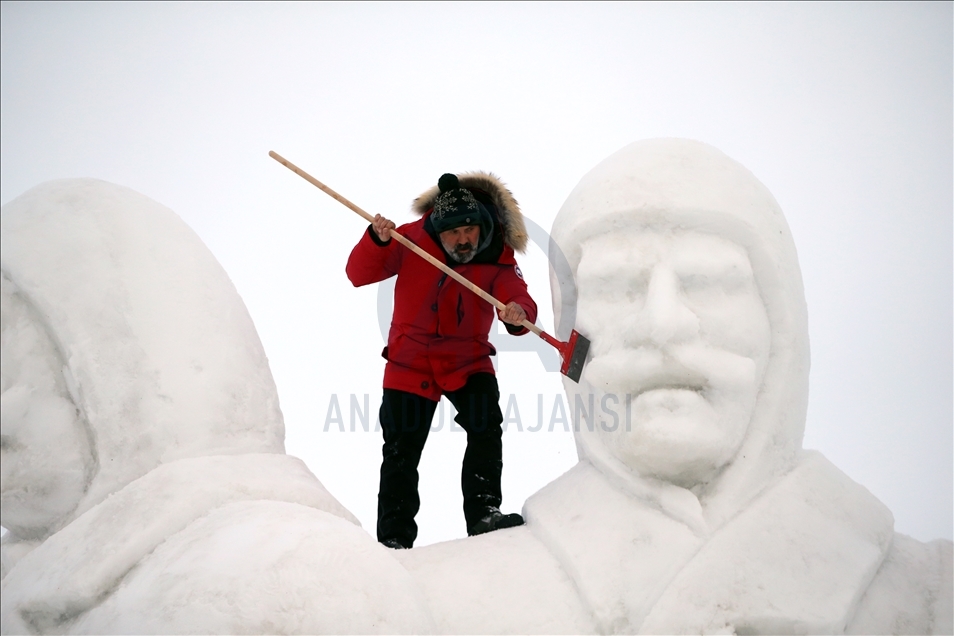 Formation of snow sculptures in Turkey's Kars started