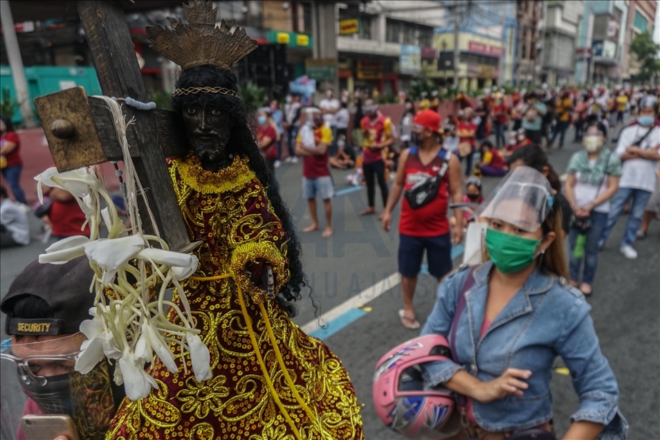 Filipinler'de 'Siyah Nasıriye' töreni