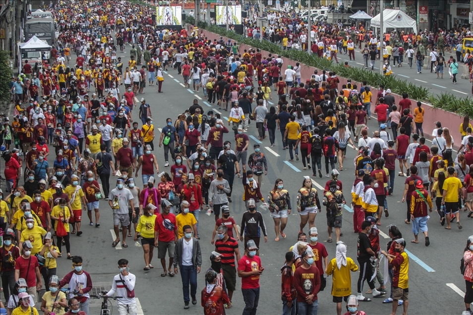 Filipinler'de 'Siyah Nasıriye' töreni