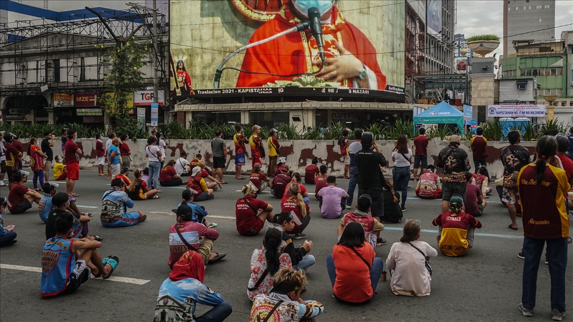 Filipinler'de 'Siyah Nasıriye' töreni