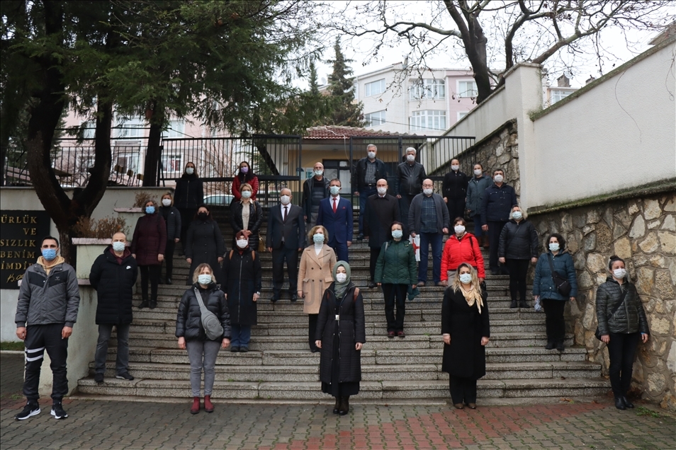 Bakan Selçuk'tan, "Okulların bahçesinde İstiklal Marşı okunsun" çağrısı