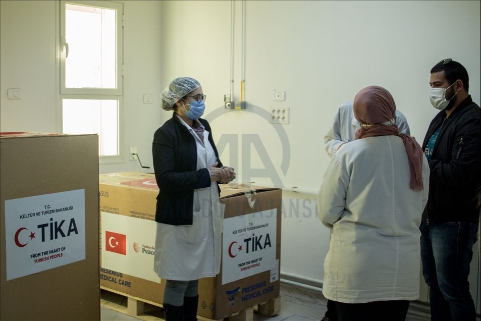 Tunisie/TİKA: Des aides médicales acheminées à l’hôpital de Médenine