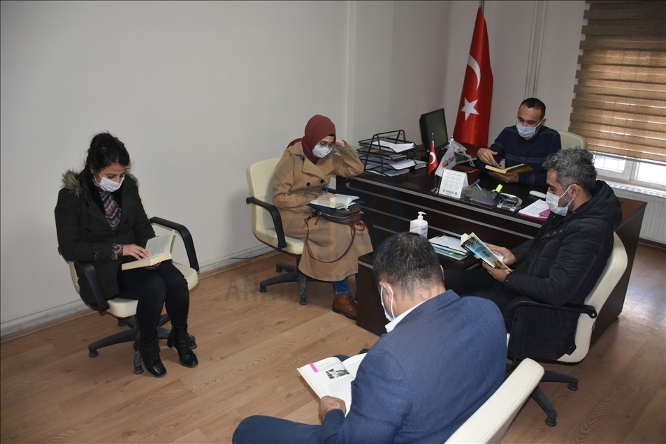 Şirnexiyan bi kampanyaya "Pirtûk gazî te dike" di 2 mehan da 45 hezar pirtûk xwendin