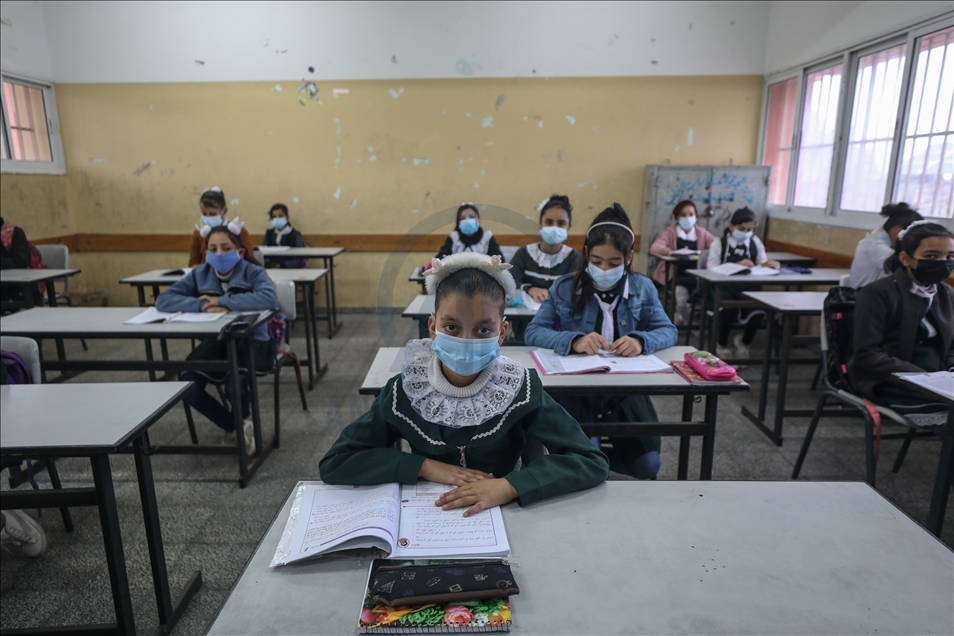 Gaza : Les élèves du primaire retrouvent les bancs de l'école