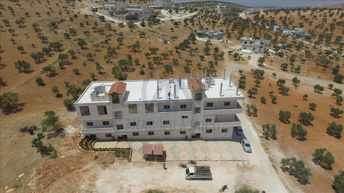 Турецкие благотворители построили за год 14 тыс. домов в Идлибе