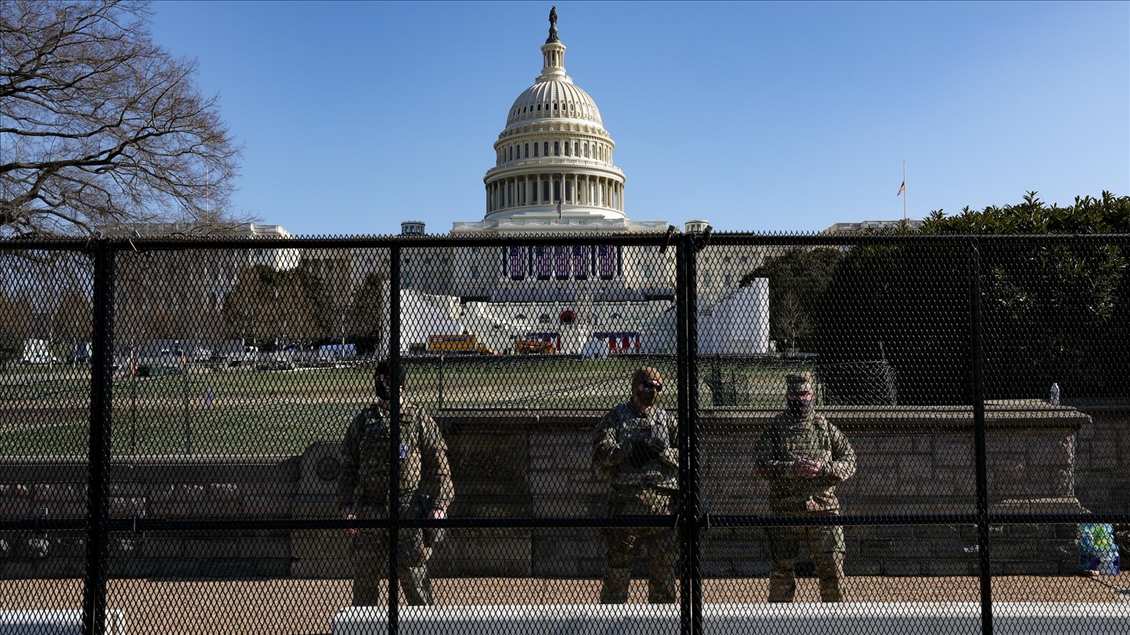 Biden'ın yemin törenine 1 hafta kala başkent Washington'daki güvenlik önlemleri üst düzeye çıkarıldı