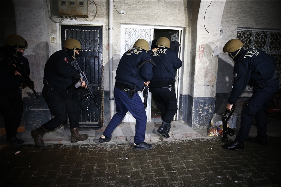Adana'da DEAŞ operasyonu: 6 gözaltı kararı