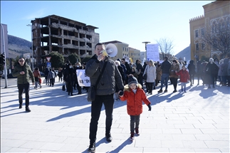 Masovni protest medicinara: Vlada HNK-a popustila, uskoro pregovori sa sindikatima