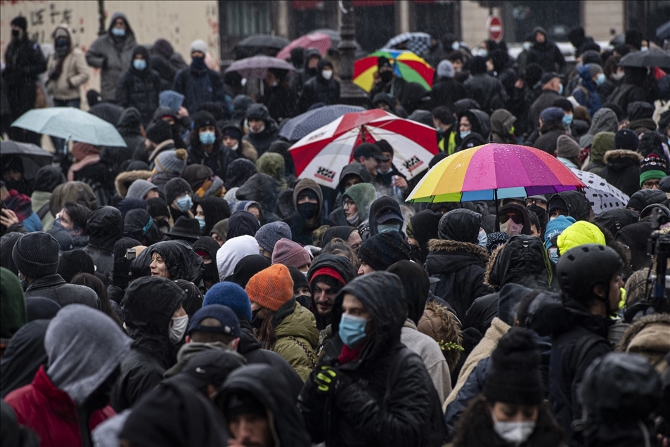 Demonstration in Paris against Global Security bill, on 16 January 2021