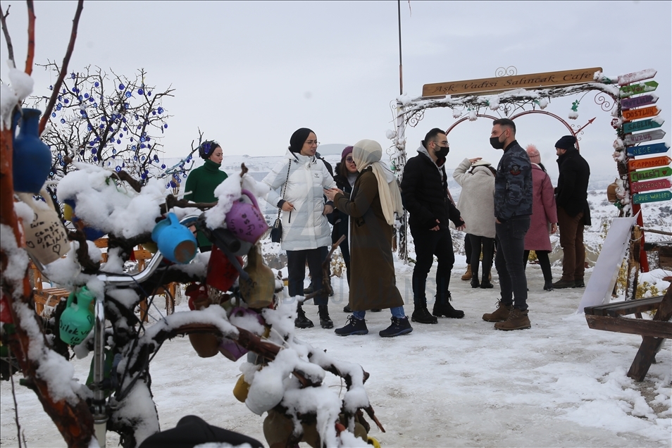 Peribacalarındaki kış aktiviteleri turistleri cezbediyor
