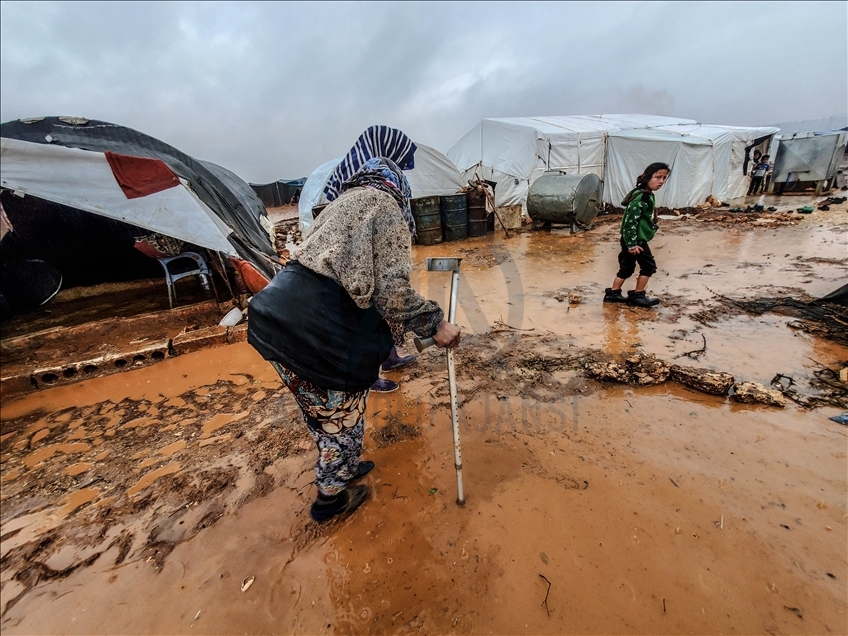 Heavy rain hit camps in Idlib​​​​​​​